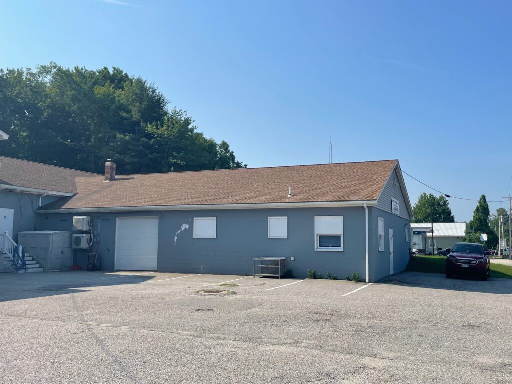 42 Lewiston Road, Gray