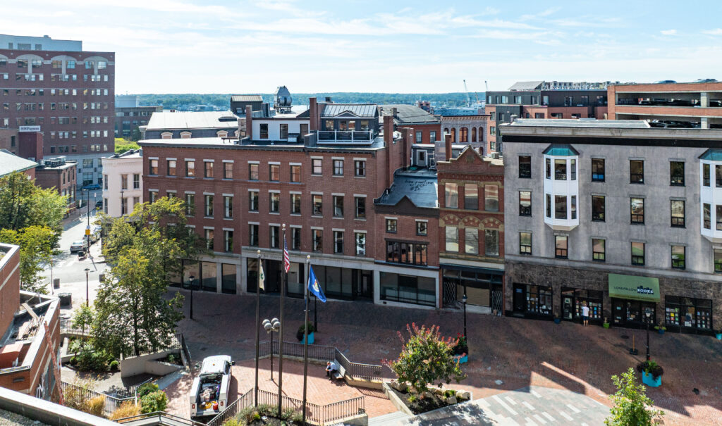 24 City Center, Portland