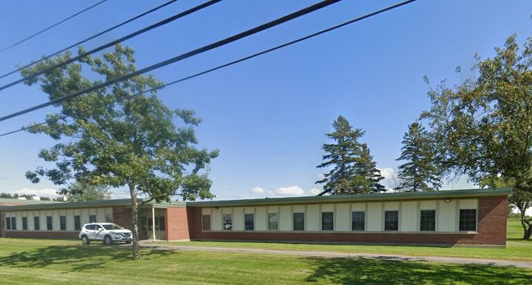 335 Maine Avenue, Bangor