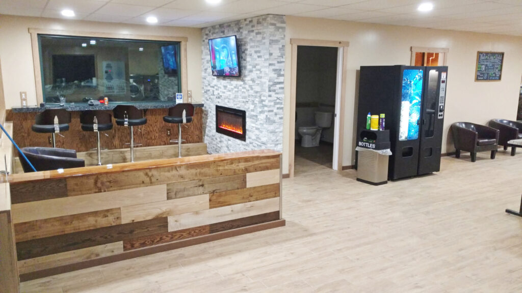 60 Bay Street & 4 Halifax Street, Winslow