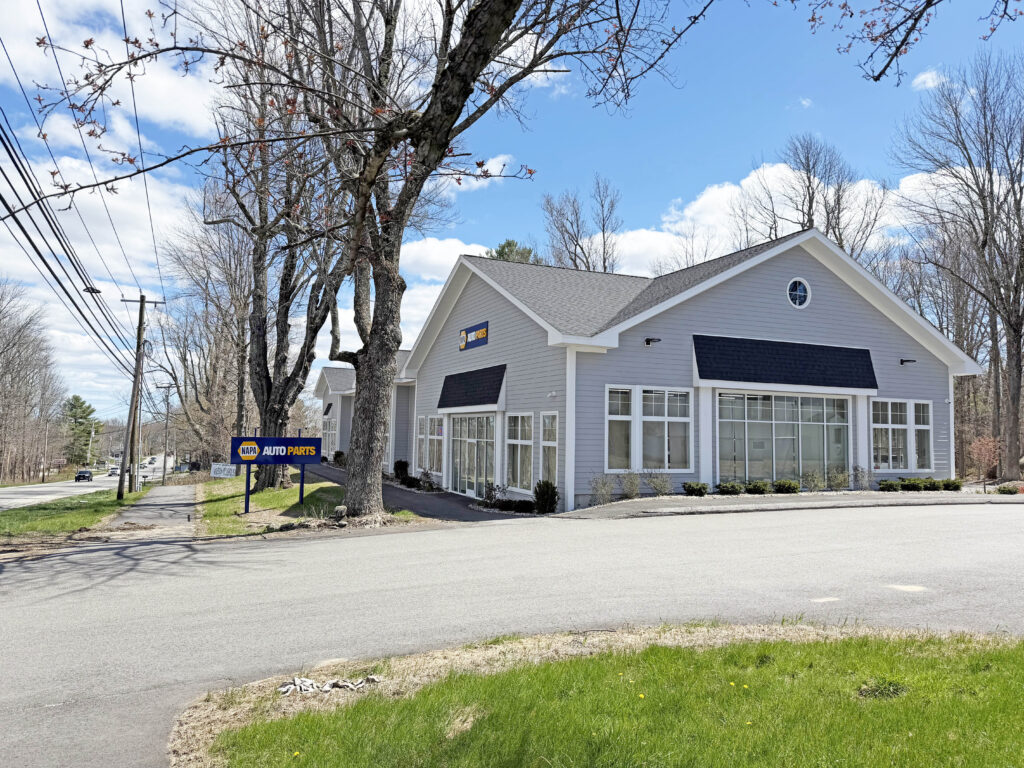 29 Ossipee Trail East, Standish