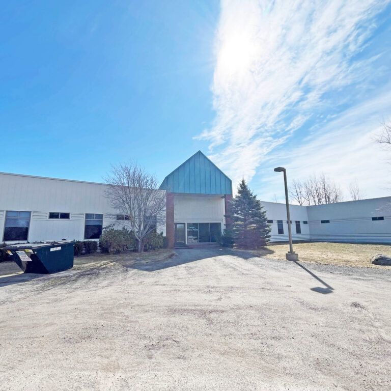 PENDING: 170 Pleasant Street, Rockland