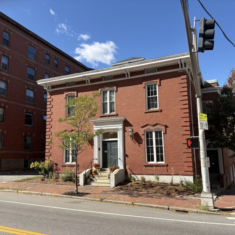 415 Cumberland Avenue, Portland