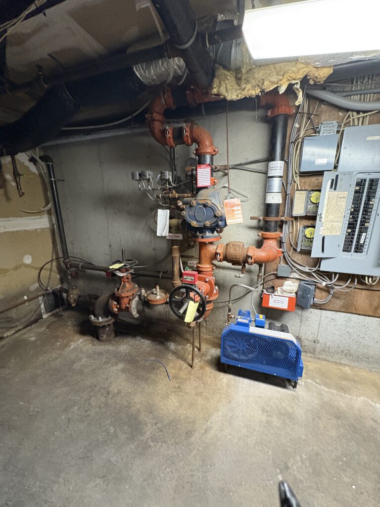 187 Lower Main Street, Freeport