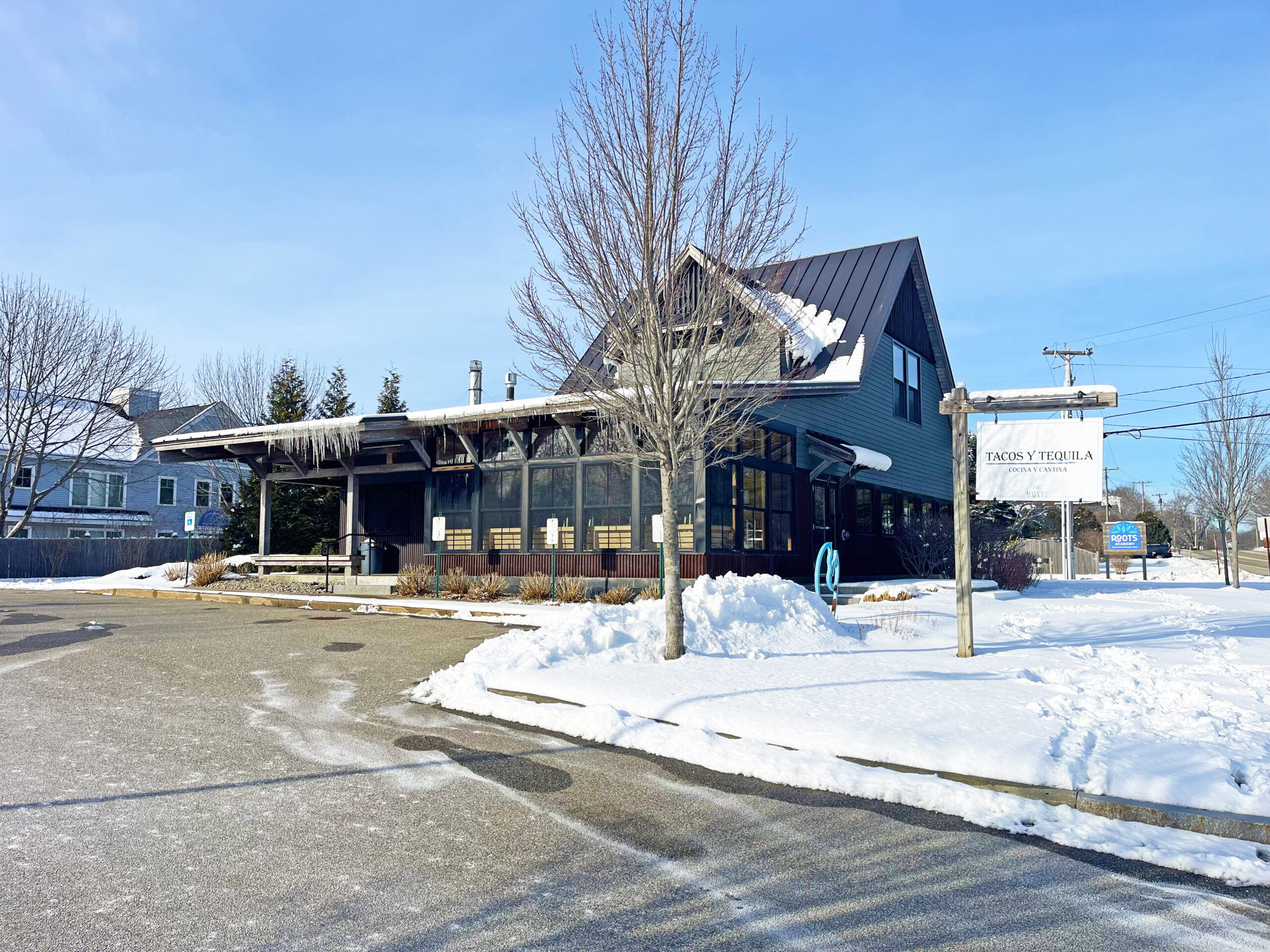 517 Ocean House Road, Cape Elizabeth