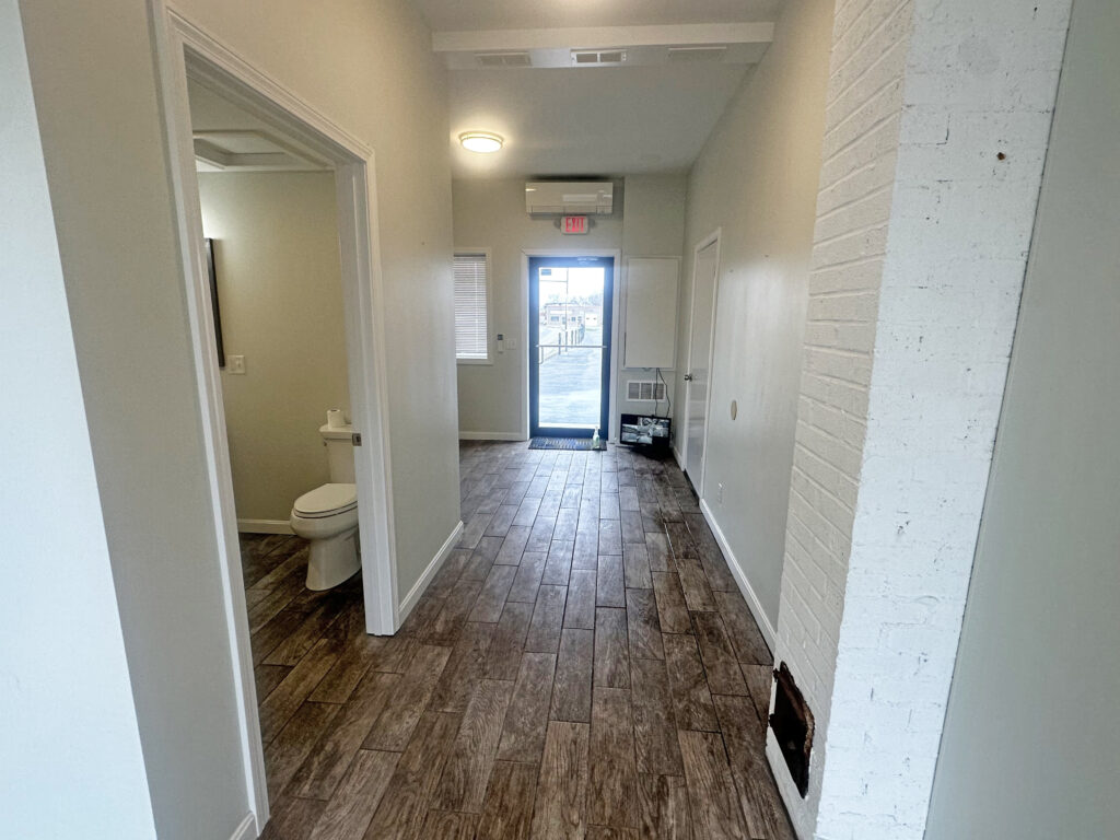204 Minot Avenue, Auburn