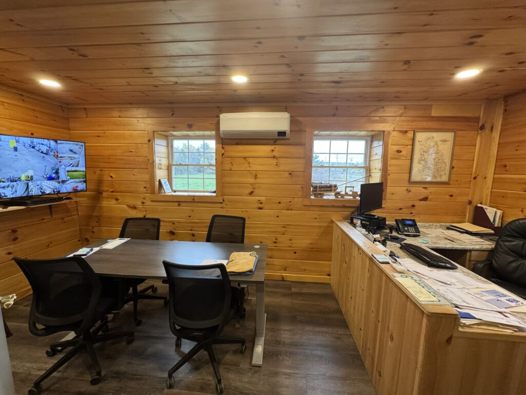 162 Hinckley Road, Clinton