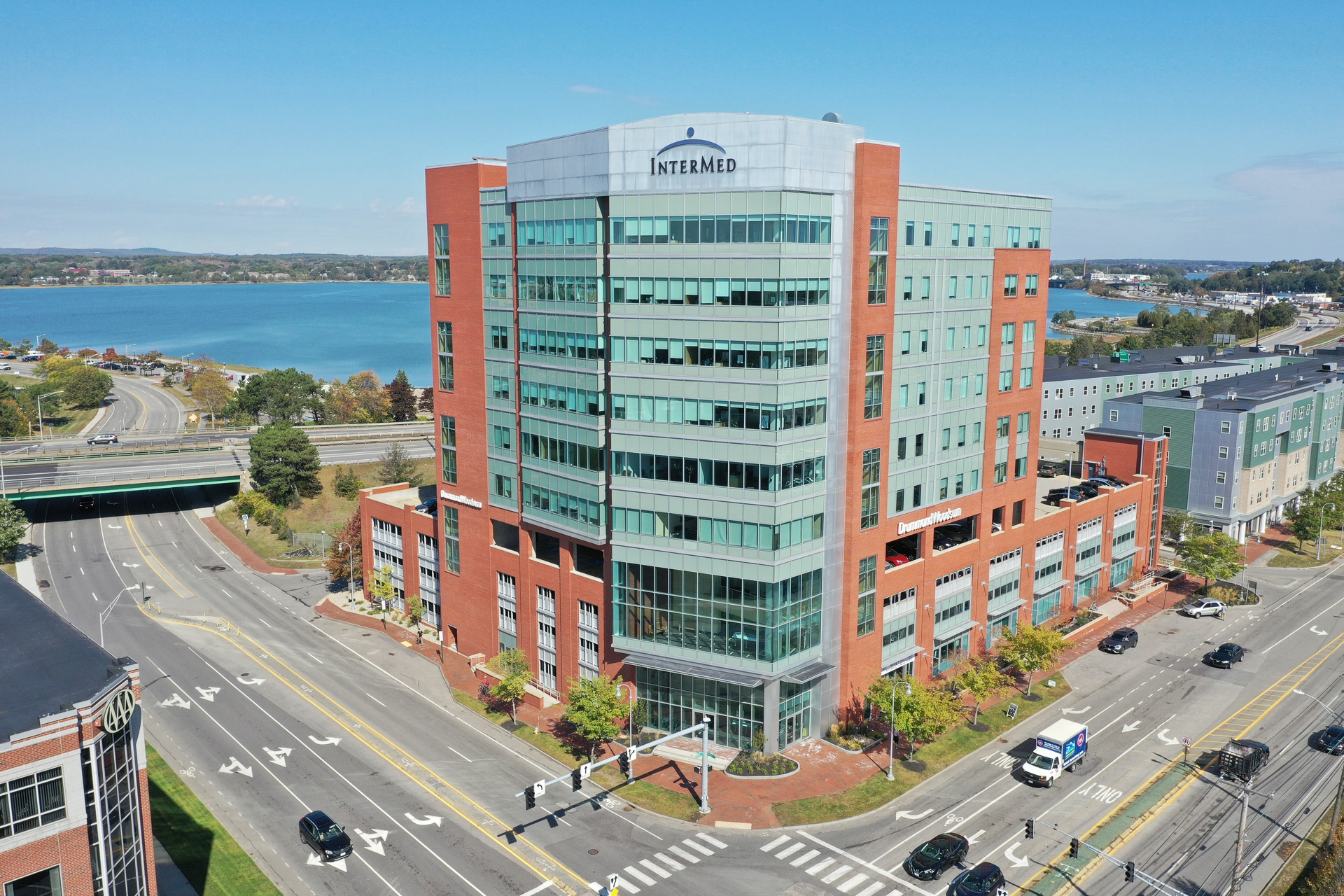 84 Marginal Way, Portland