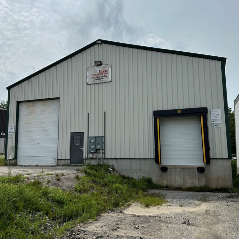 84H Warren Avenue, Westbrook