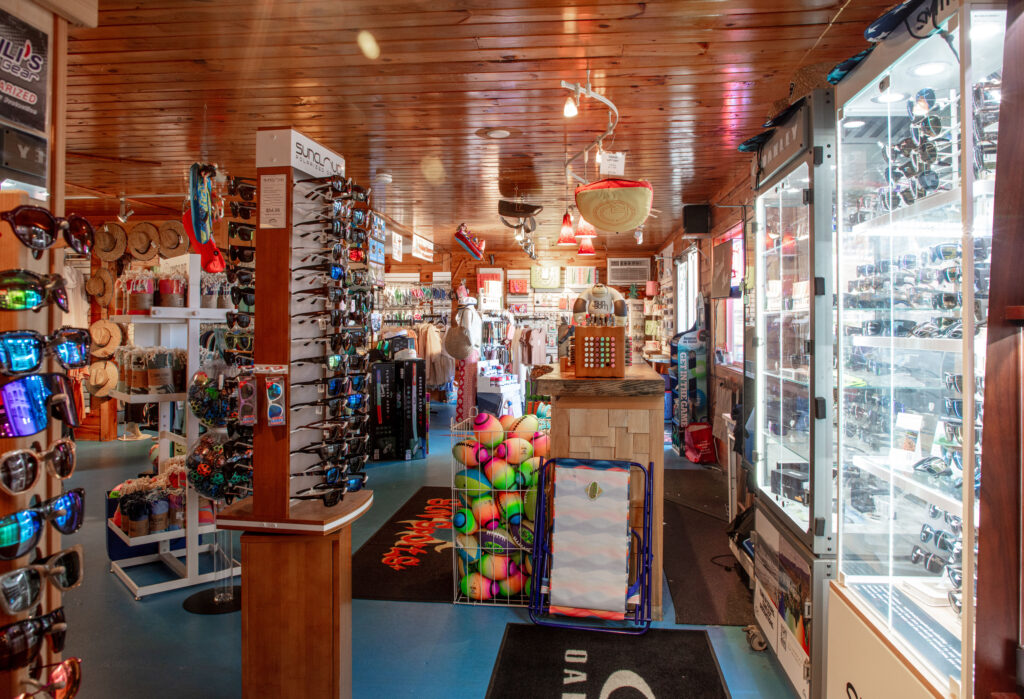 Sun Sports+ : 894 Roosevelt Trail, Naples